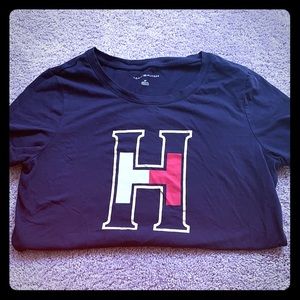 dark blue tommy hilfiger tee.